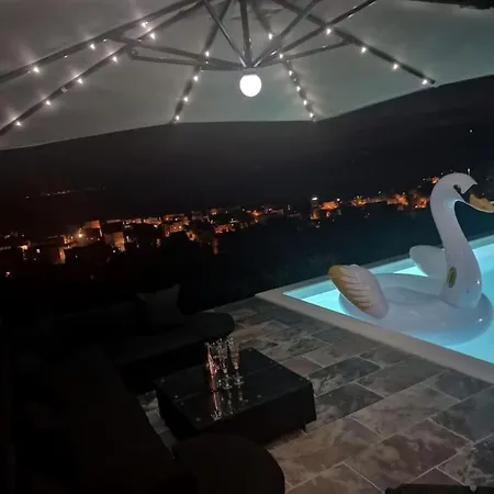 Holiday home Nikola Podstrana
